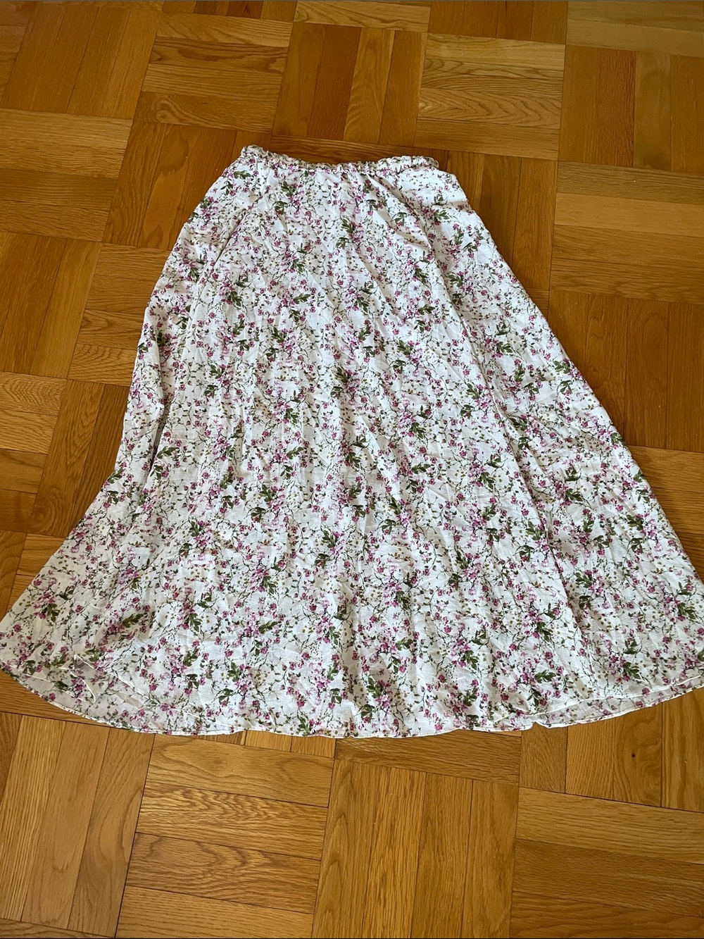 Max Studio Floral Maxi Skirt Size XS NEW no Tag